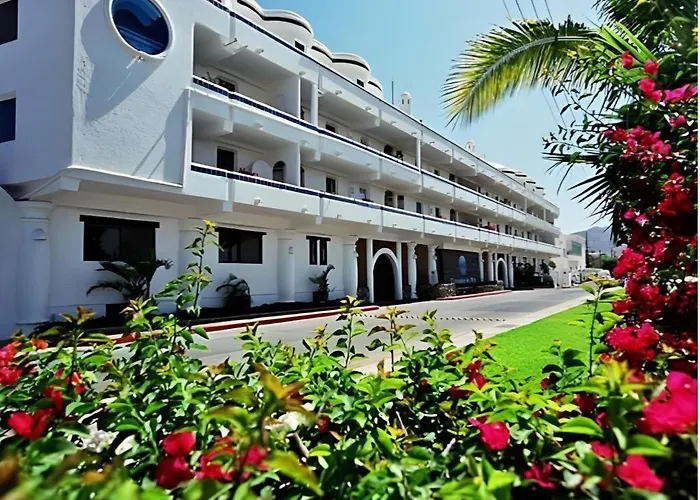 Resort Club Cascadas De Baja 3*